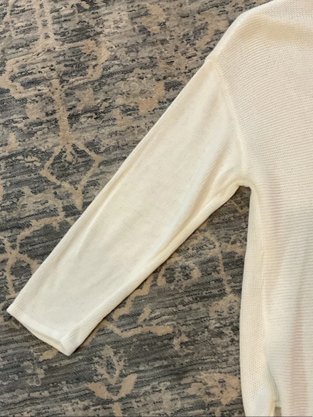 Investments Women's V-Neck Ribbed textured Cream Sweater NWOT small cottagecore